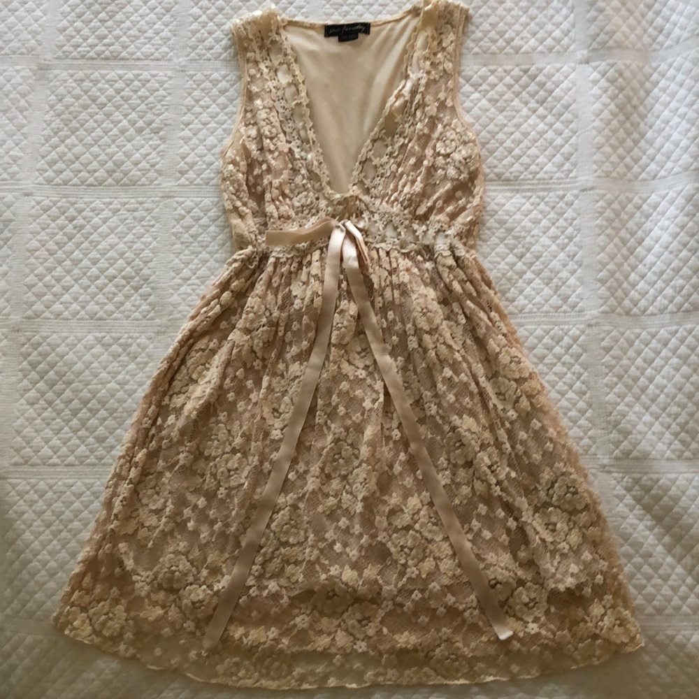 Ann Ferriday Lace Cream Dress